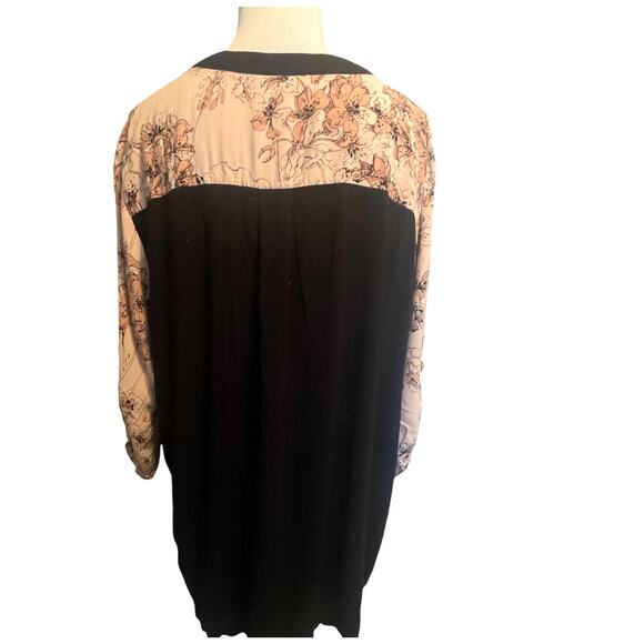 DR2 Floral Top Womens Size 2X Blush Peach & Black Relaxed Pullover Blouse - Picture 5 of 10
